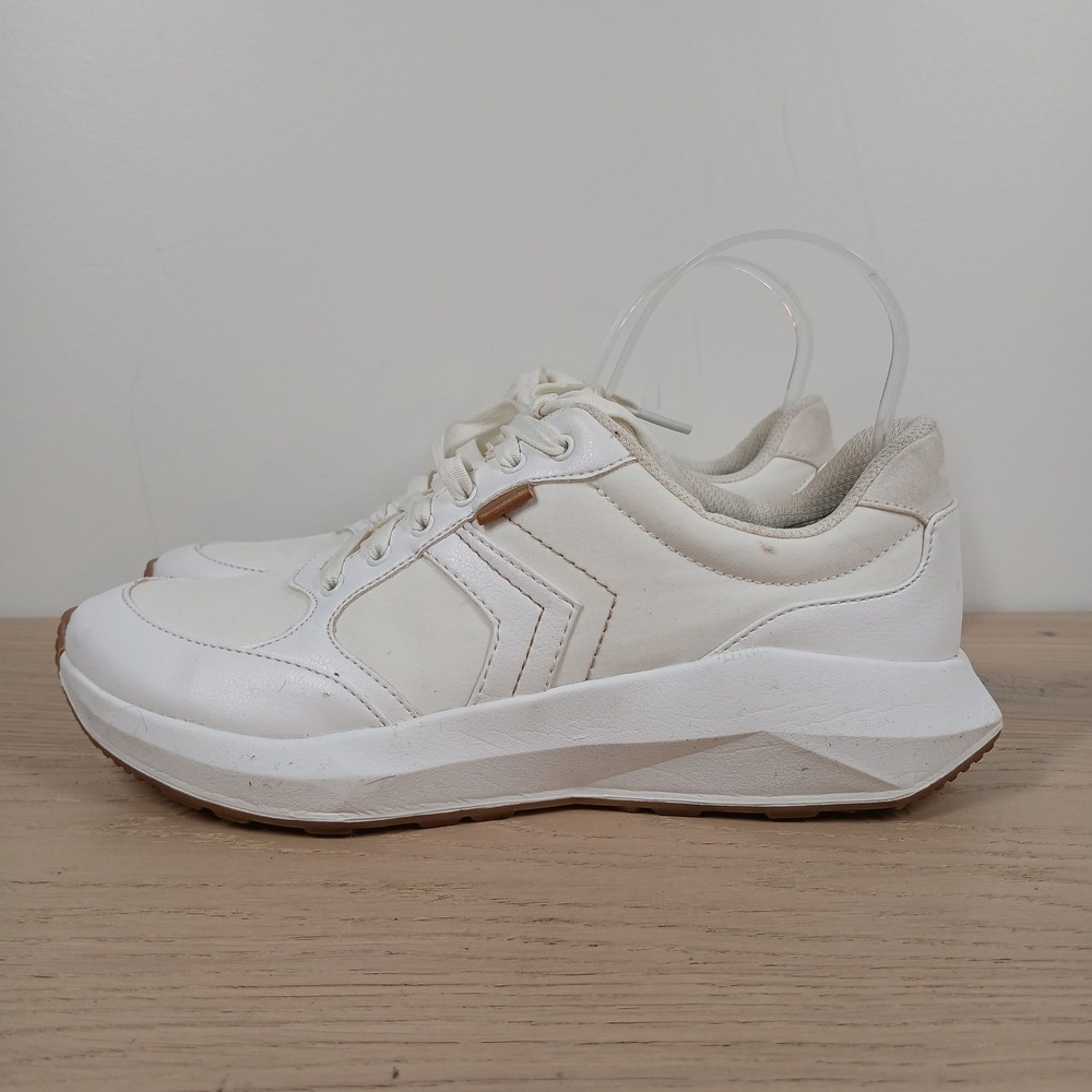 Dr. Scholl's White Sneakers with Tan Accent